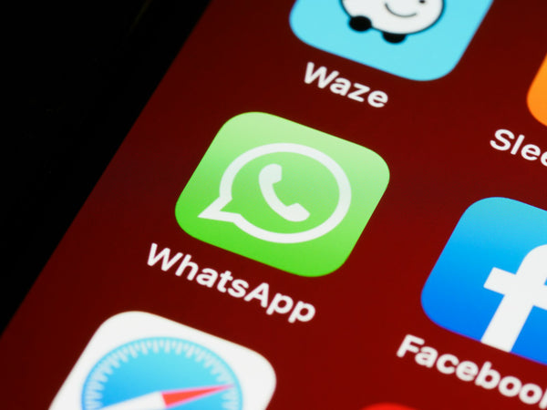 WhatsApp, Messenger, FaceTime or Zoom? Which App You Actually Need